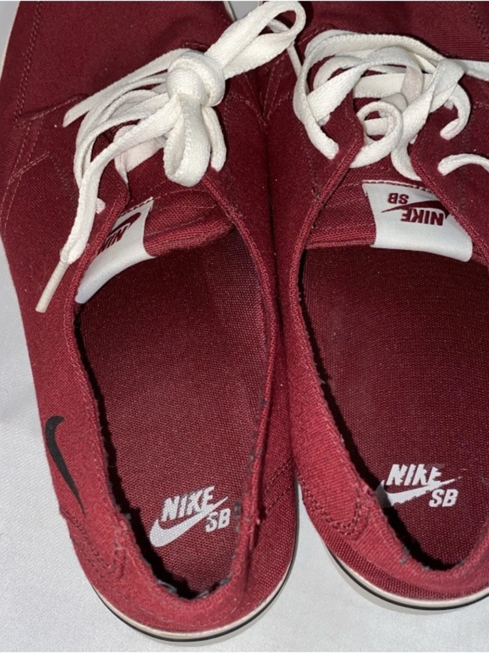 GOOD Nike Men’s SB Skateboard Dark Red Canvas Shoes Size 13 - Picture 9 of 10
